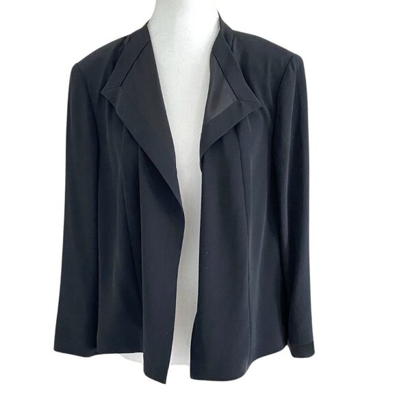 RIANI BLACK FLOWY OPEN BLAZER WITH POINTED COLLAR - 12 - Picture 1 of 11